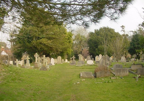 Commonwealth War Graves Christ Church Churchyard