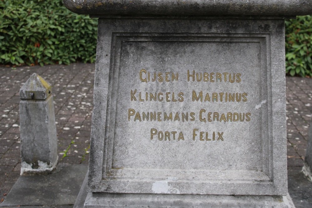 Oorlogsmonument Meeswijk	 #3