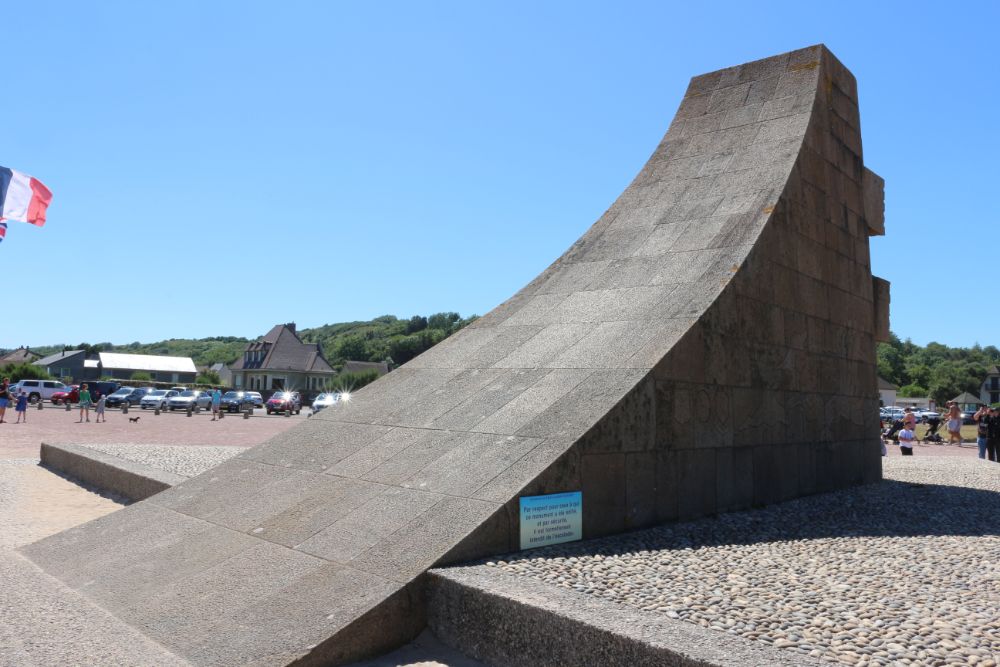 Monument Omaha Beach #4