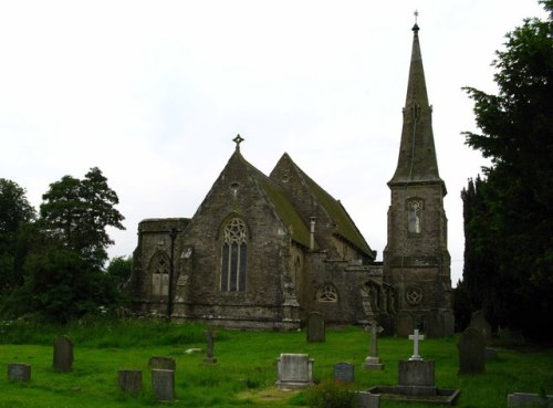 Oorlogsgraven van het Gemenebest All Saints Churchyard