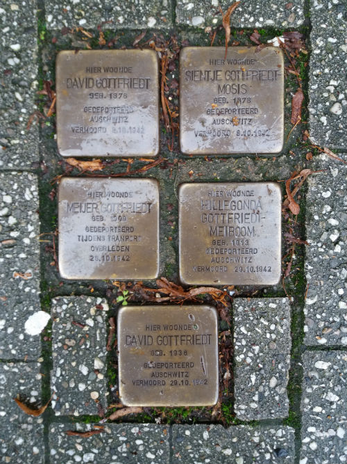 Stolpersteine Hoofdstraat 33 #1