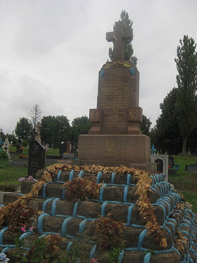 Ukranian War Graves Barysh #1