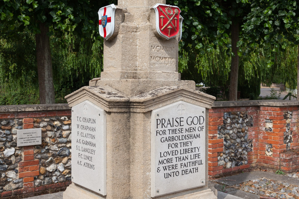 Oorlogsmonument Garboldisham #2