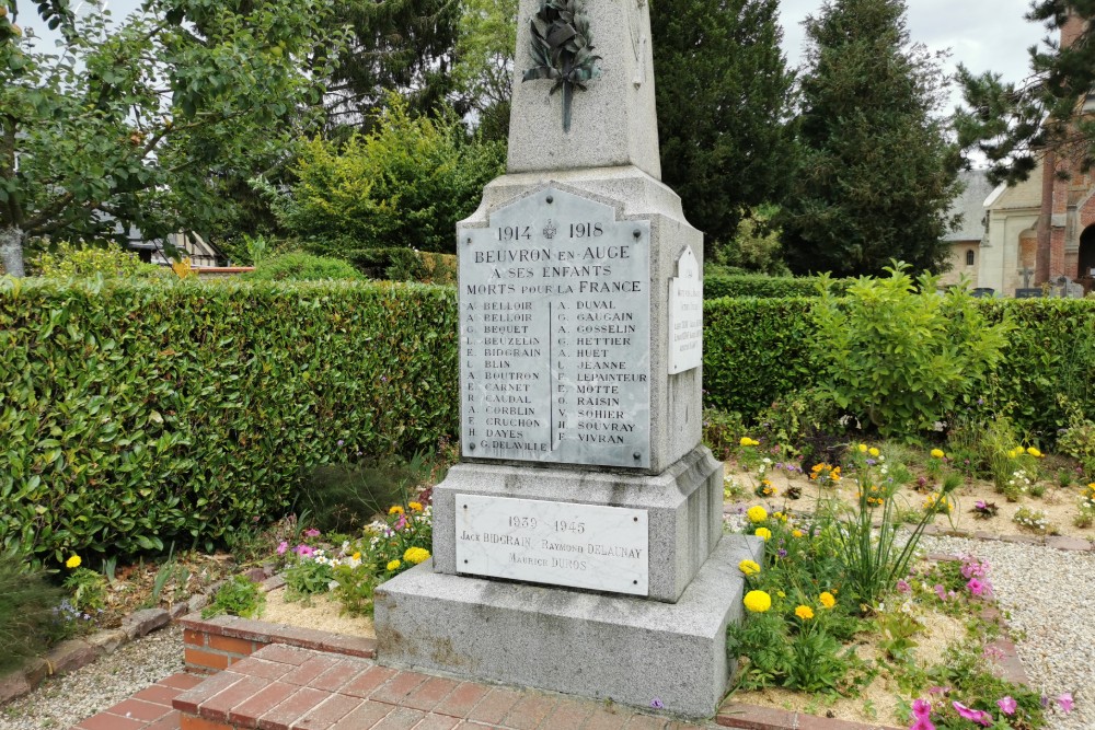 Oorlogsmonument Beuvron-en-Auge #5