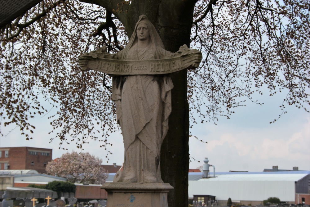 Oorlogsmonument - Mariabeeld Opwijk #2