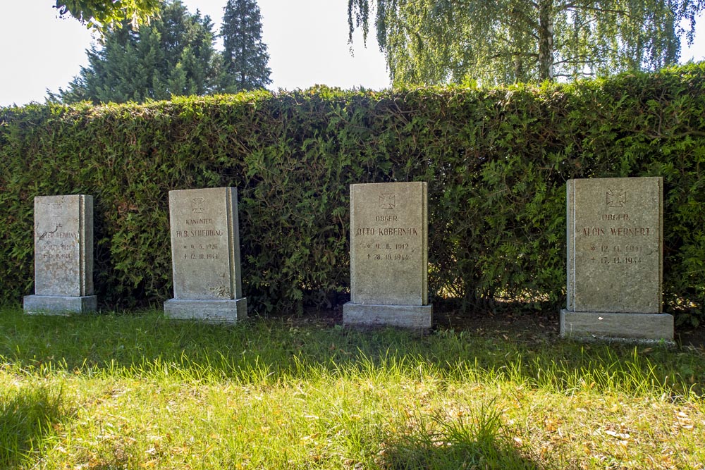 Duitse Oorlogsgraven Hoven