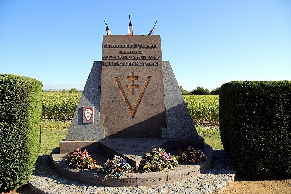 Resistance Memorial Saint-Bonnet-prs-Riom