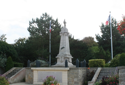 War Memorial Saint-Aubin-sur-Mer #1