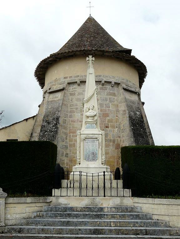 War Memorial Saint-Martin-de-Gurson #1