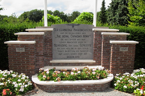 Oorlogsmonument Barneveld #4