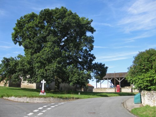 War Memorial Huttons Ambo