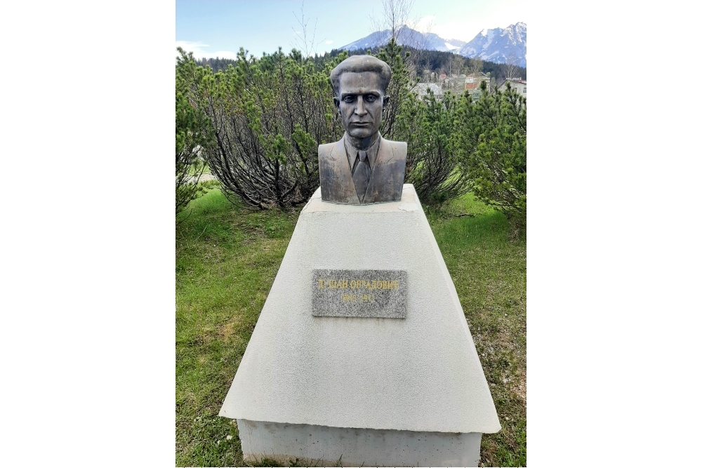 Monument voor de Gevallen Strijders Žabljak #3