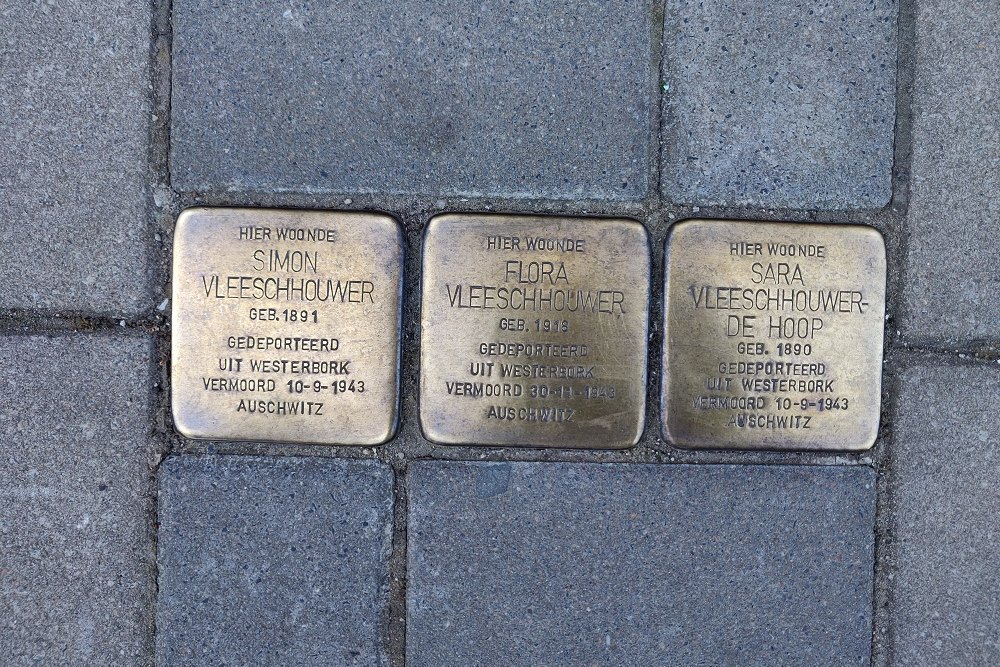 Stolpersteine Rooseveltlaan 45