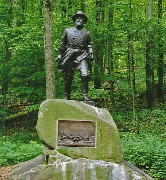 Standbeeld Major-General William Wells #1