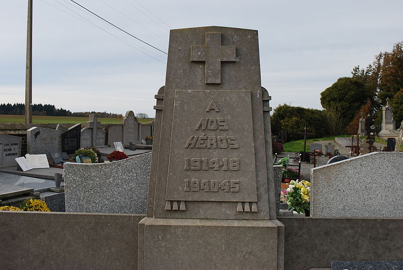 Oorlogsmonument Begraafplaats Aux Houx