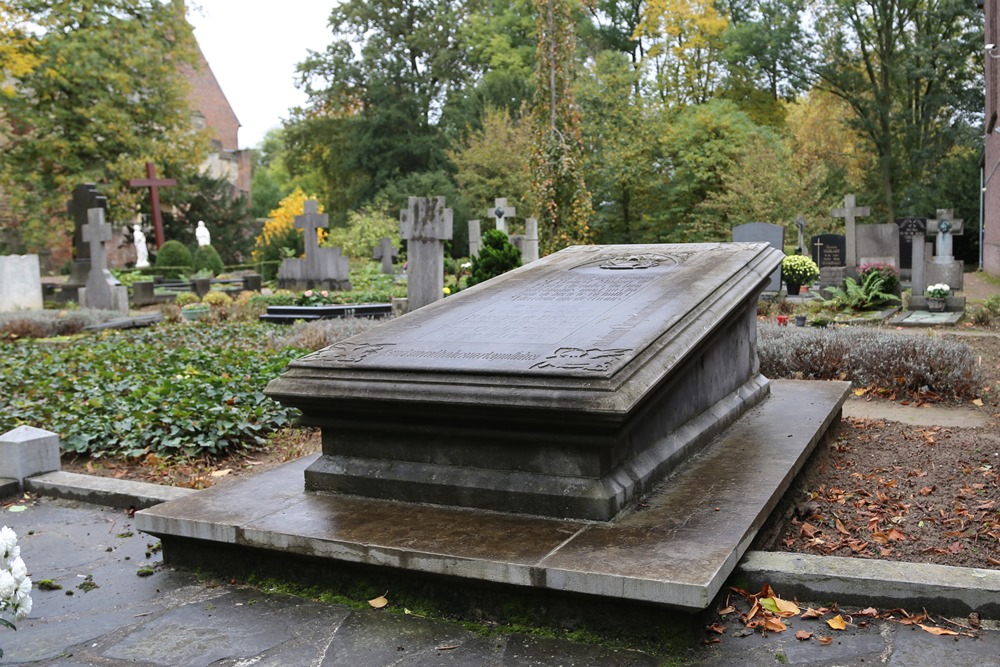 Dutch War Graves Roman Catholic Cemetery Horn #5