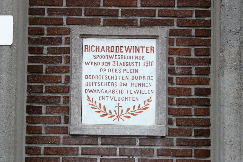 Gedenkteken Richard De Winter #1