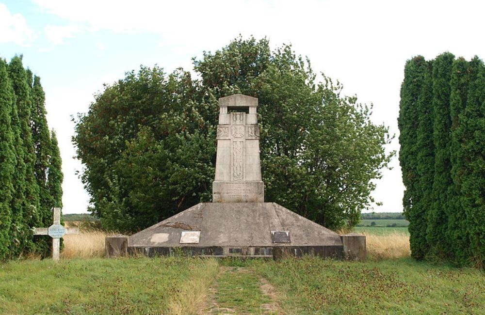 Memorial 170e and 174e Rgiment d'Infanterie