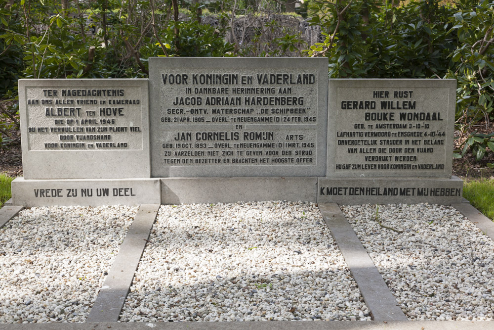 Dutch War Graves General Cemetery Markelo #1