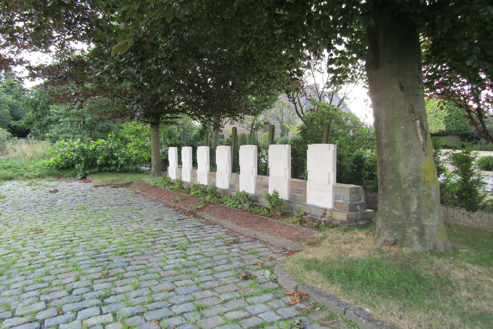 Monument And Place of Execution Waregem #2