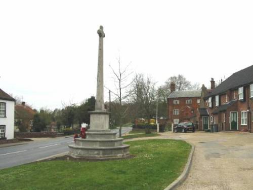 Oorlogsmonument Coltishall en Hautbois