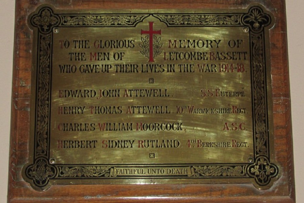 Monuments World Wars St Michael and all Angels Church