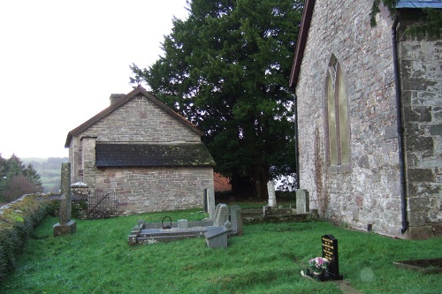 Oorlogsgraf van het Gemenebest Dyffryn Hondu Churchyard #1