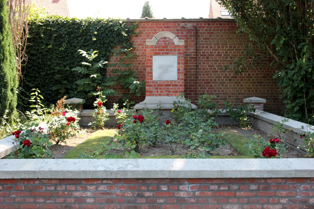 Franse Oorlogsbegraafplaats Roeselare #4