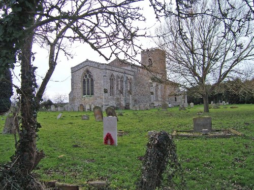 Oorlogsgraven van het Gemenebest St. Peter and St. Paul Churchyard