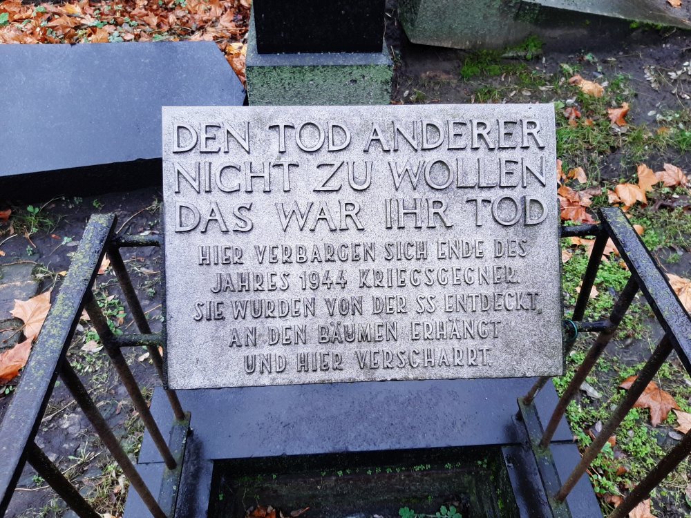 Jewish Cemetery Schönhauser Allee #5