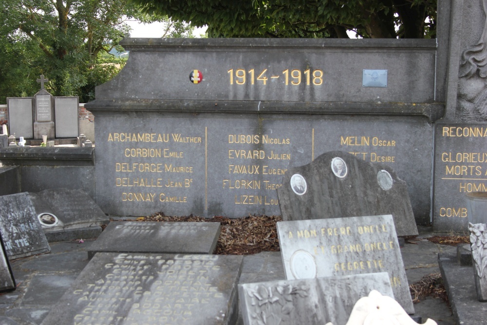 Oorlogsmonument Villers-le-Bouillet #2