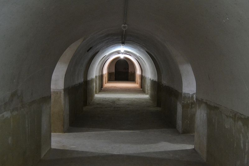 Air-raid Shelter Institut Lluís Vives