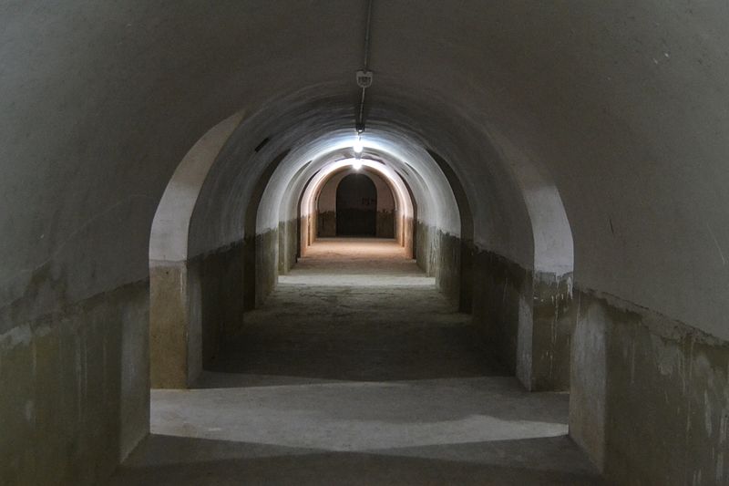 Air-raid Shelter Institut Llus Vives #1