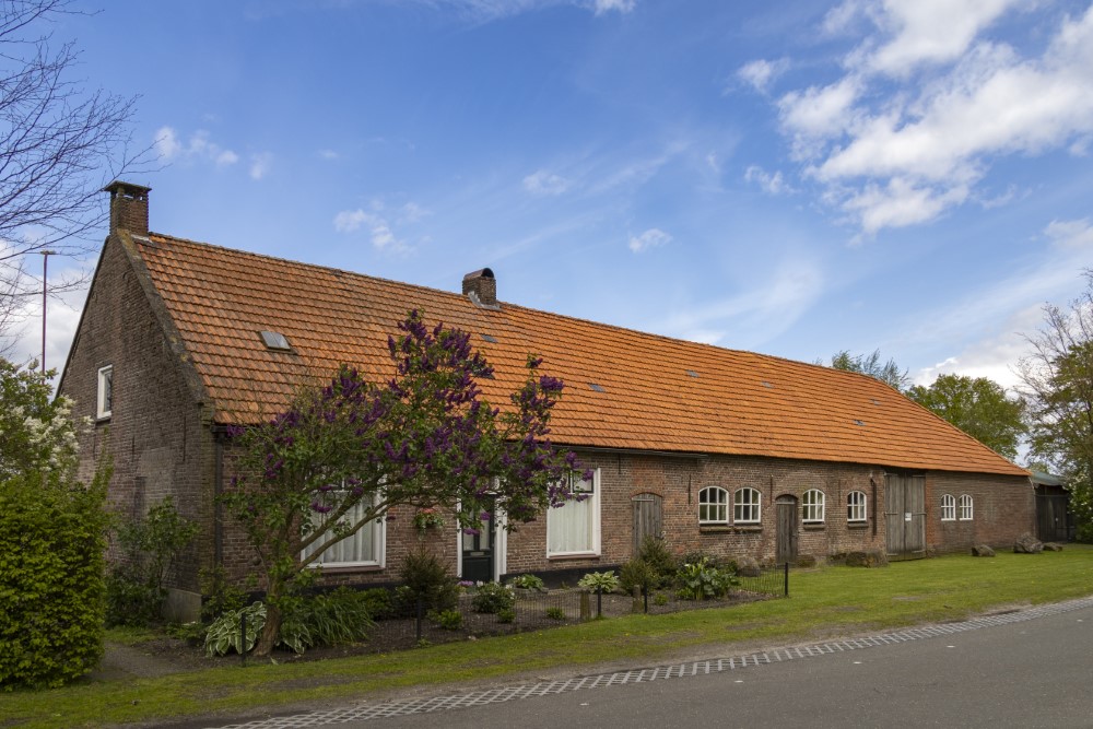 Heijst Family Farm - Hiding Place Samuel van der Hoeden