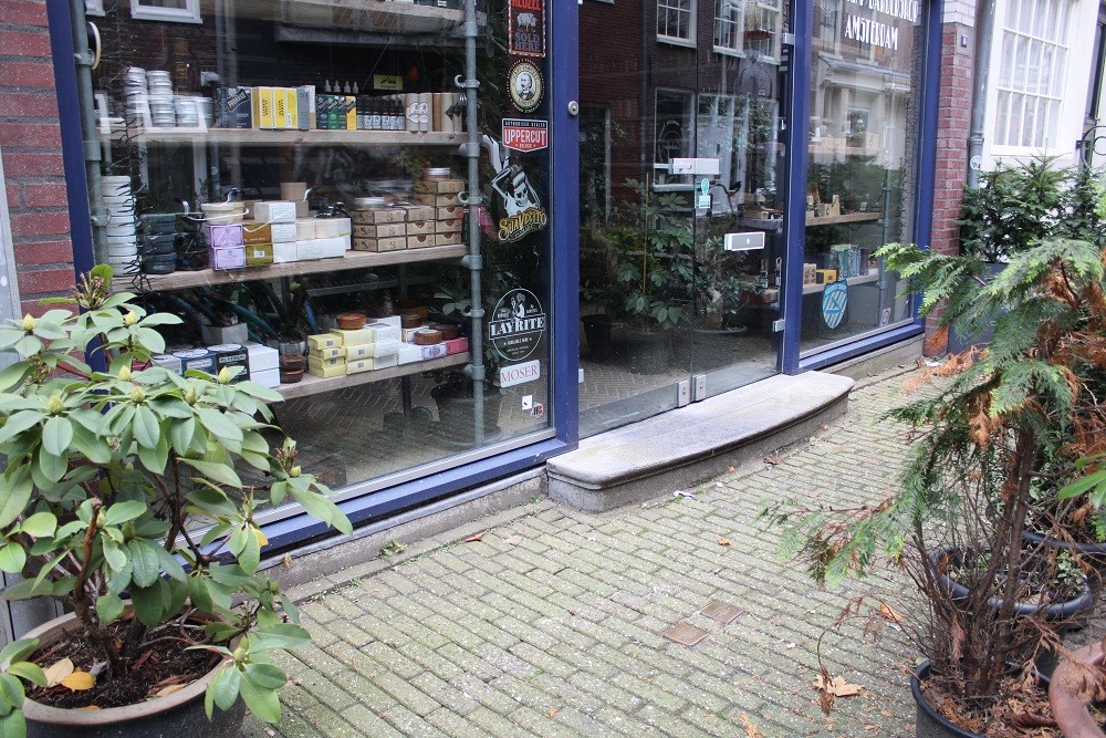 Stumbling Stones Utrechtsedwarsstraat 86 #4