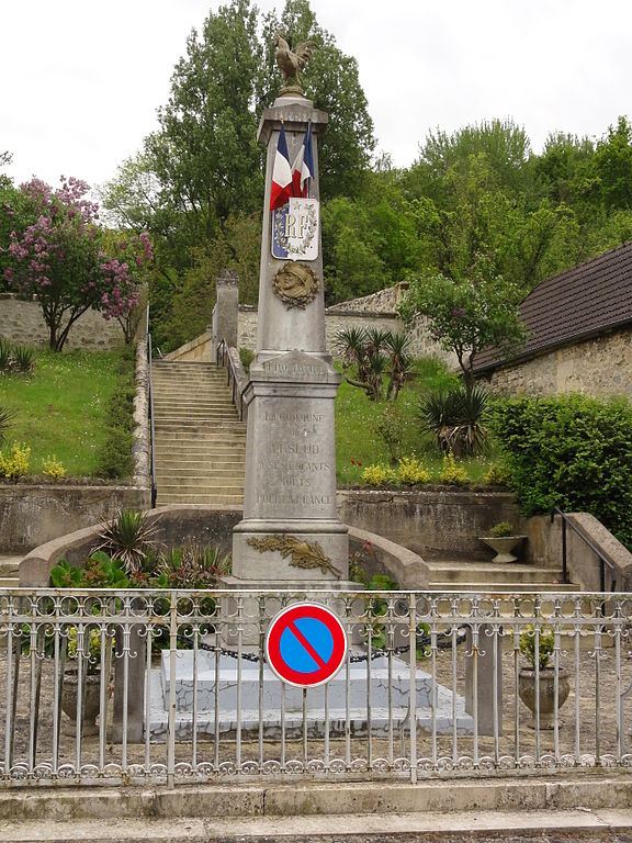 War Memorial Veslud