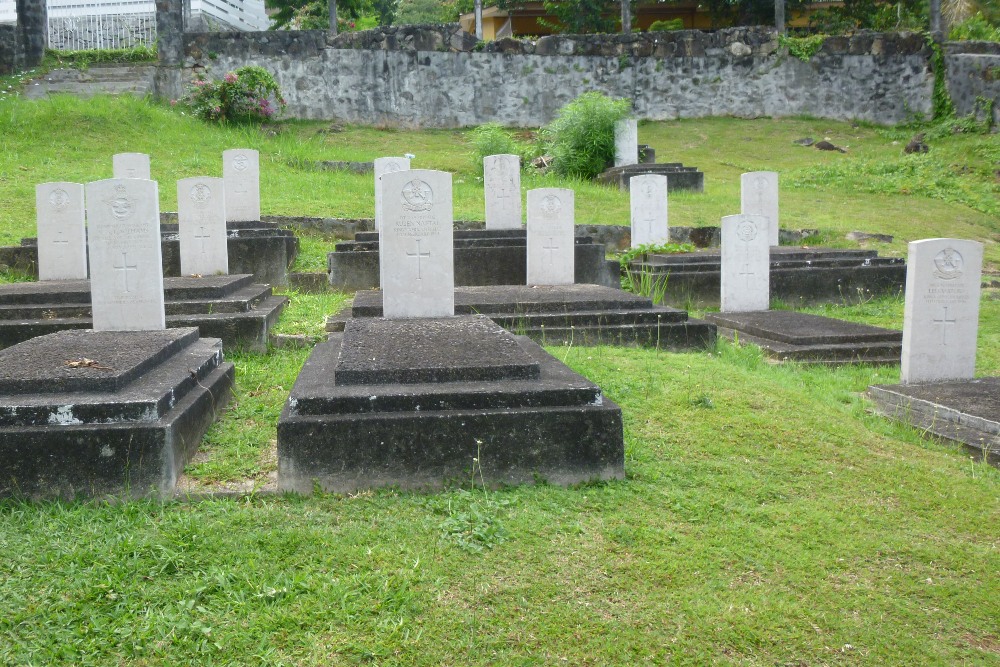 Oorlogsgraven van het Gemenebest Victoria #4