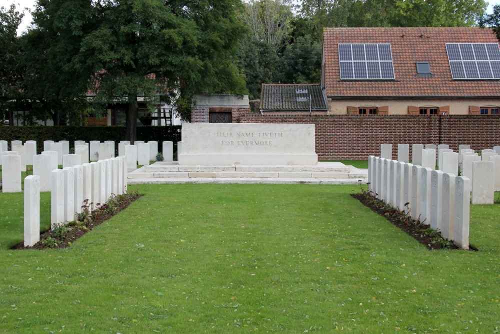 Commonwealth War Cemetery St. Patrick's #2