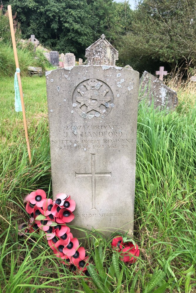 Oorlogsgraven van het Gemenebest Hayfield Church Cemetery #3