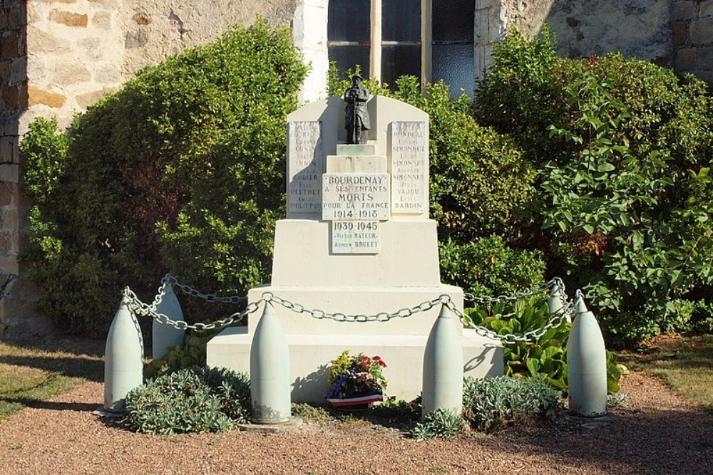 Oorlogsmonument Bourdenay #1