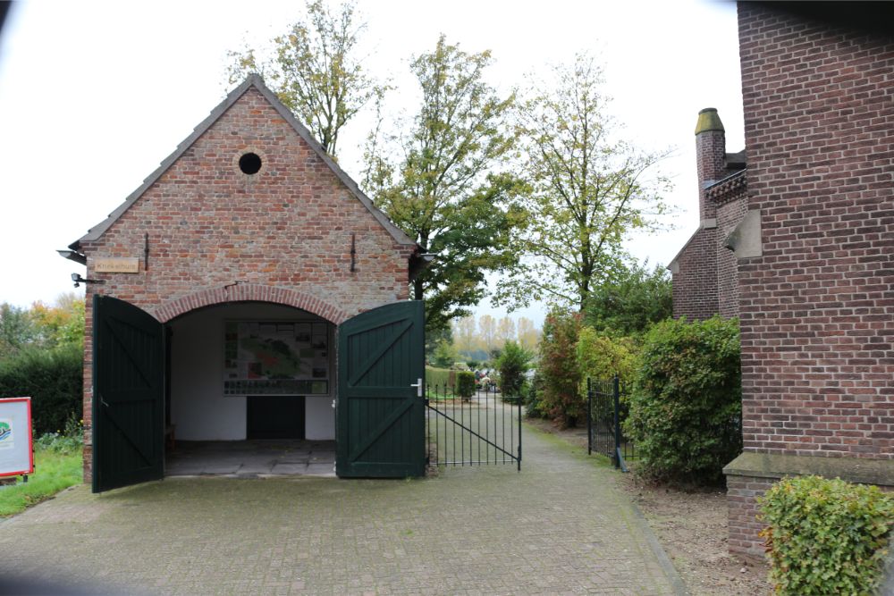 Nederlandse Oorlogsgraven Rooms Katholieke Begraafplaats Dinther #4