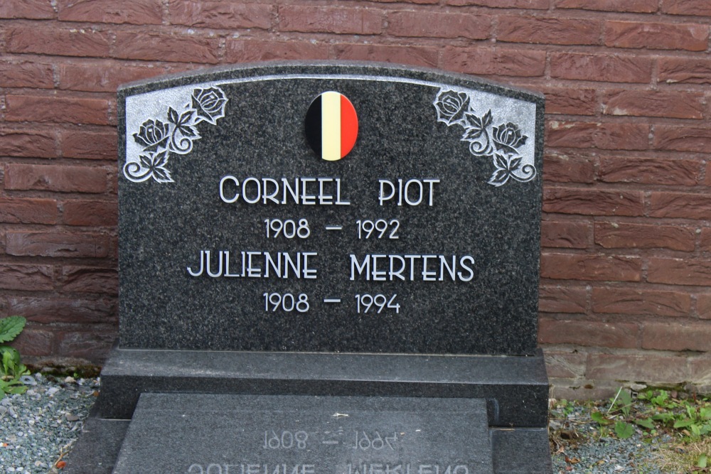 Belgian Graves Veterans Buken #4