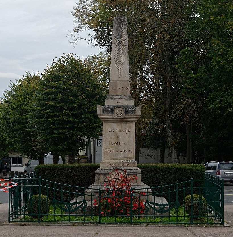 Oorlogsmonument Voulx #1