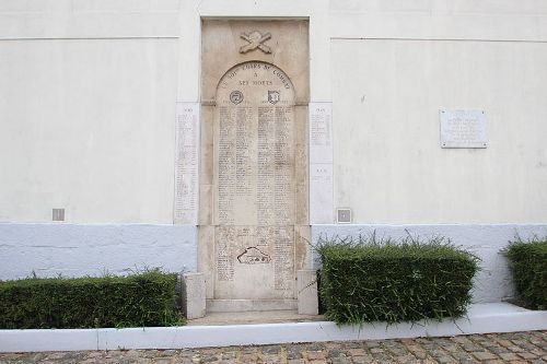 Memorials Commissariat Arme de Terre #2