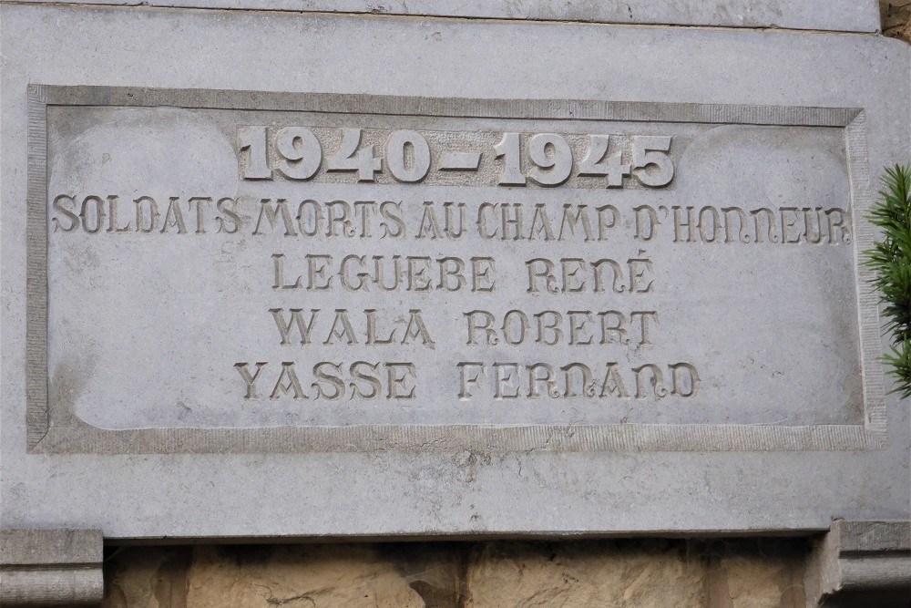 War Memorial Étalle #5
