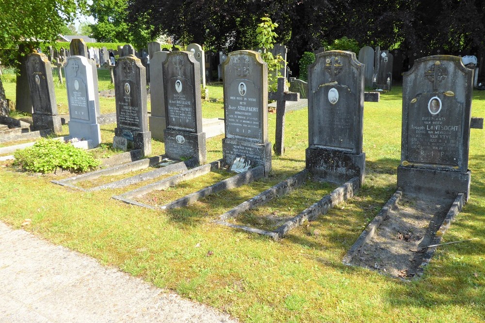 Victims of Air Raid 1944 Assebroek