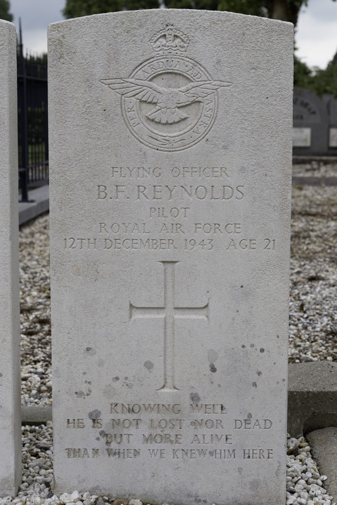 Commonwealth War Graves Herwijnen #3