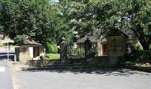 Oorlogsmonument Baildon #1