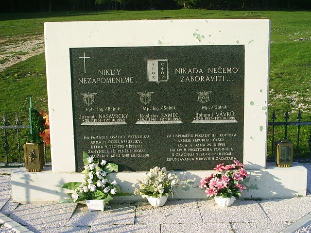 Memorial Crash 25 October 1998