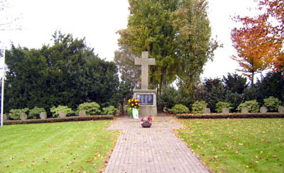 Oorlogsmonument Heelden #1